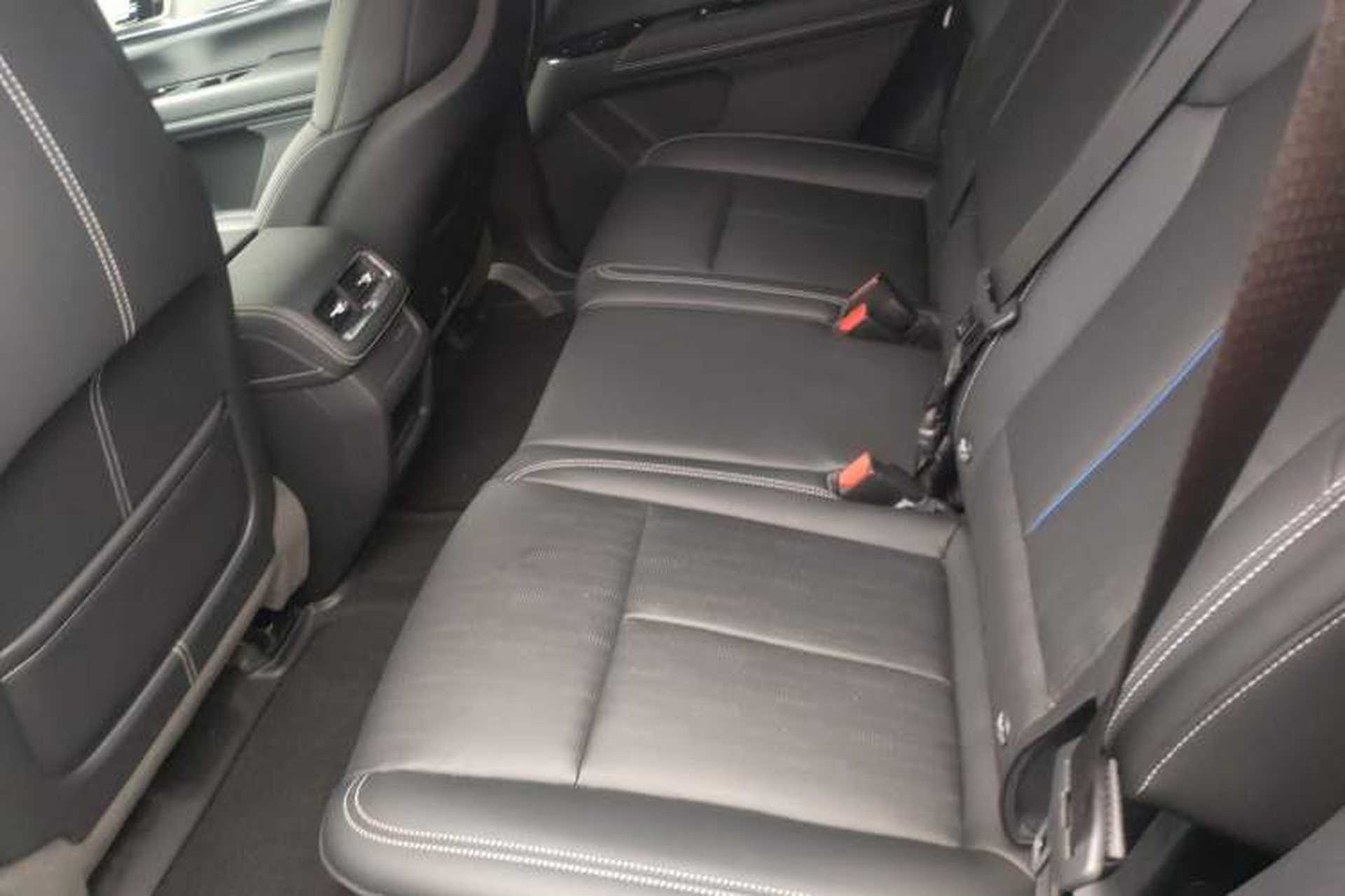 Used Cadillac XT5 2025 2.0T Luxury Version Left Rear Seat