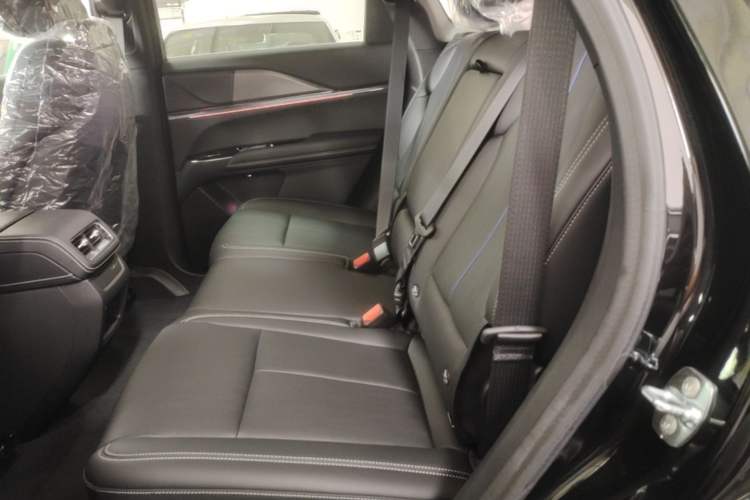 Used Cadillac XT5 2025 2.0T Luxury Version Left Rear Seat