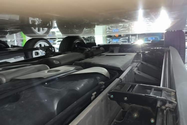 Used Cadillac XT5 2025 2.0T Luxury Version Left Side Sill