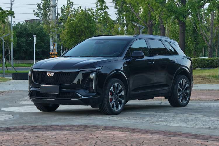 Cadillac XT5 2025 2.0T Platinum Edition