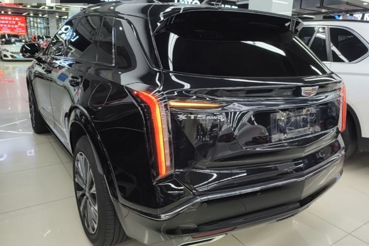 Used Cadillac XT5 2025 2.0T Luxury Version Rear Left 45 Deg