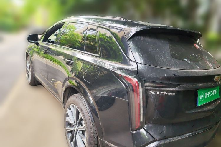 Used Cadillac XT5 2025 2.0T Luxury Version Rear Left 45 Deg