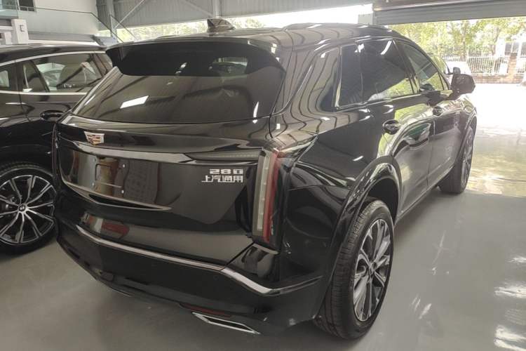 Used Cadillac XT5 2025 2.0T Luxury Version Rear Right 45 Deg