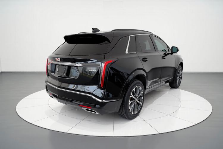 Used Cadillac XT5 2025 2.0T Luxury Version Rear Right 45 Deg