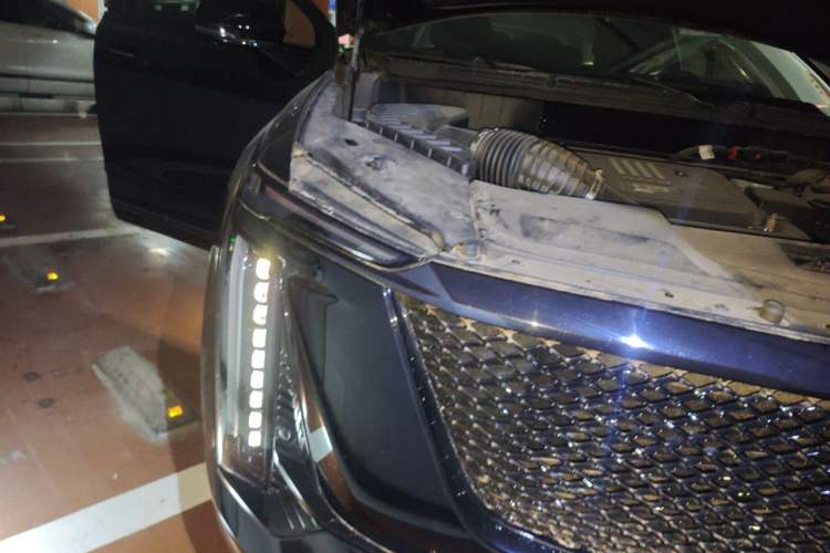 Used Cadillac XT5 2025 2.0T Luxury Version Right Front Headlight