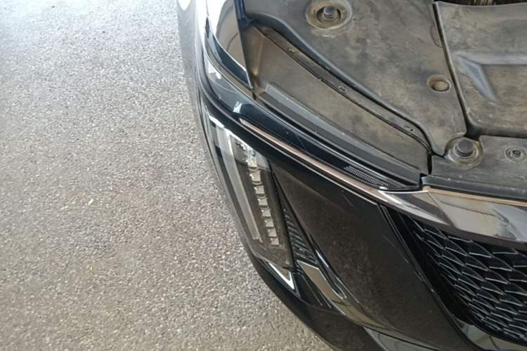 Used Cadillac XT5 2025 2.0T Luxury Version Right Front Headlight
