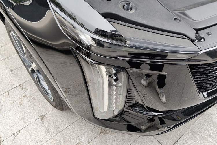 Used Cadillac XT5 2025 2.0T Prestige Version Right Front Headlight