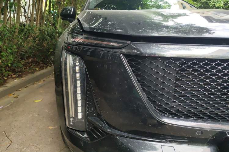 Used Cadillac XT5 2025 2.0T Luxury Version Right Front Headlight