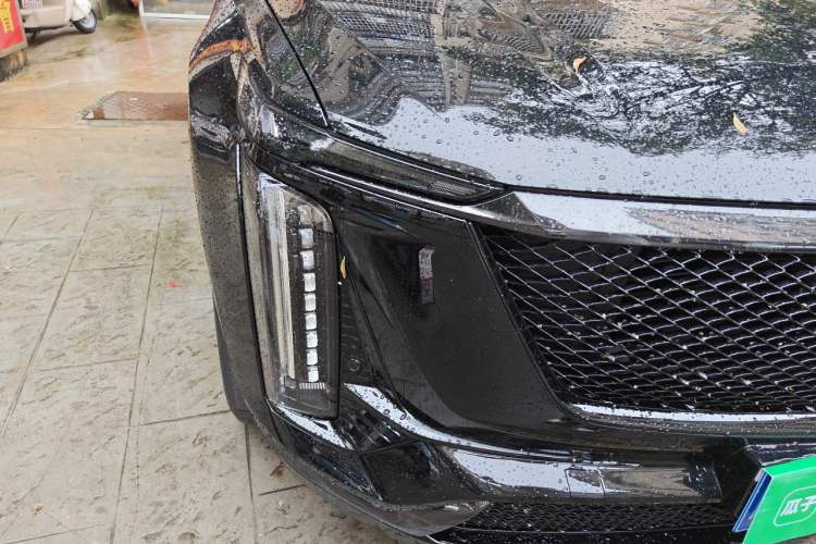 Used Cadillac XT5 2025 2.0T Prestige Version Right Front Headlight
