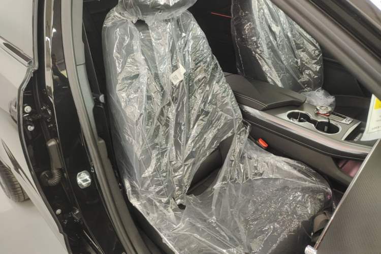 Used Cadillac XT5 2025 2.0T Luxury Version Right Front Seat