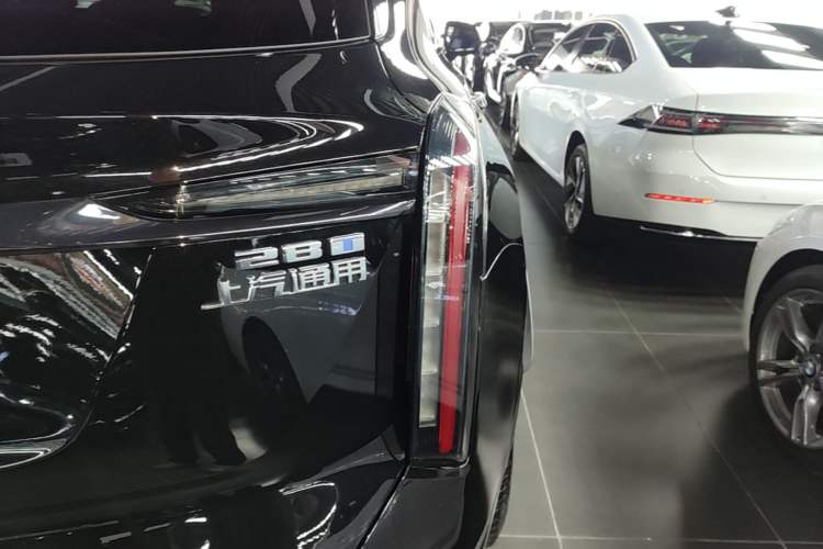Used Cadillac XT5 2025 2.0T Luxury Version Right Rear Taillight
