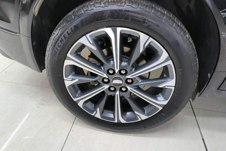 Used Cadillac XT5 2025 2.0T Luxury Version Right Rear Wheel Hub