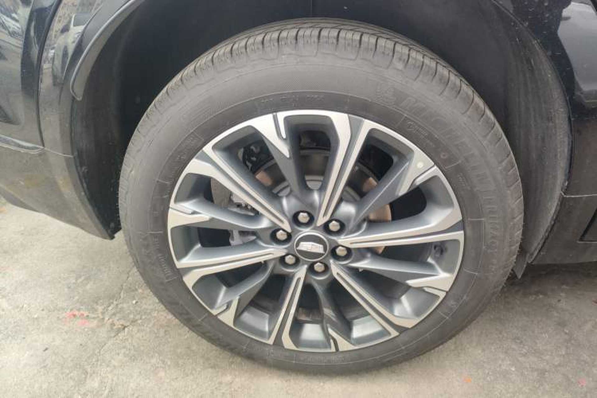Used Cadillac XT5 2025 2.0T Luxury Version Right Rear Wheel Hub