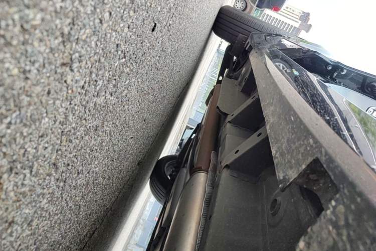 Used Cadillac XT5 2025 2.0T Luxury Version Right Side Sill