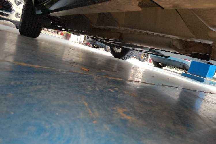 Used Cadillac XT5 2025 2.0T Luxury Version Right Side Sill