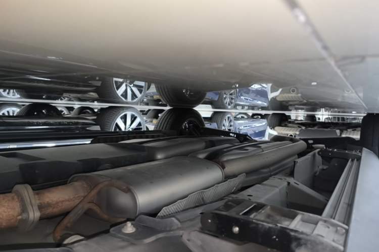 Used Cadillac XT5 2025 2.0T Luxury Version Right Side Sill