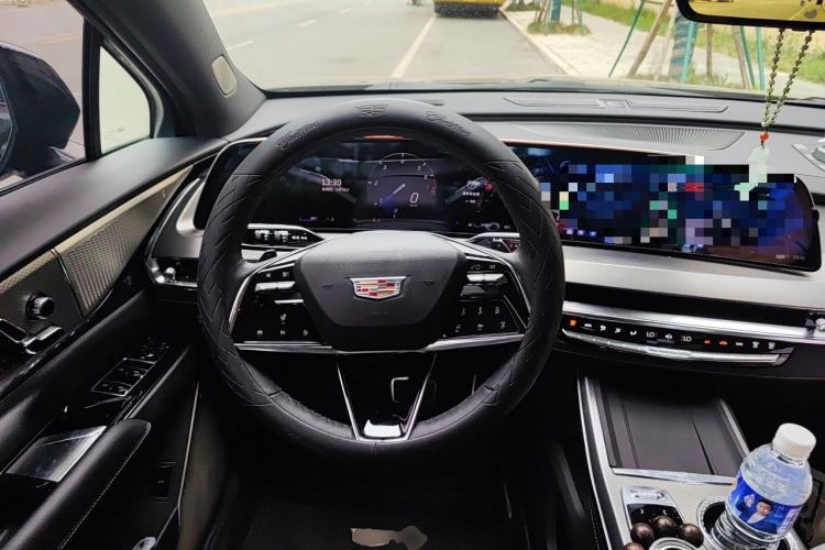 Used Cadillac XT5 2025 2.0T Prestige Version Steering Wheel