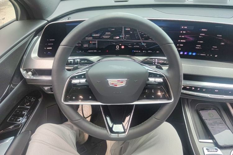 Used Cadillac XT5 2025 2.0T Luxury Version Steering Wheel