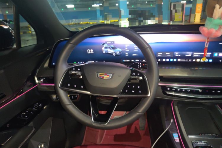 Used Cadillac XT5 2025 2.0T Luxury Version Steering Wheel
