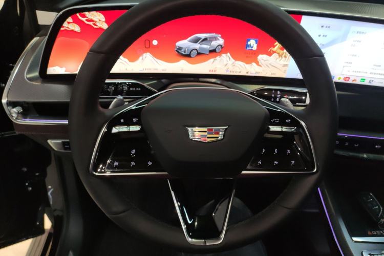 Used Cadillac XT5 2025 2.0T Platinum Edition Steering Wheel