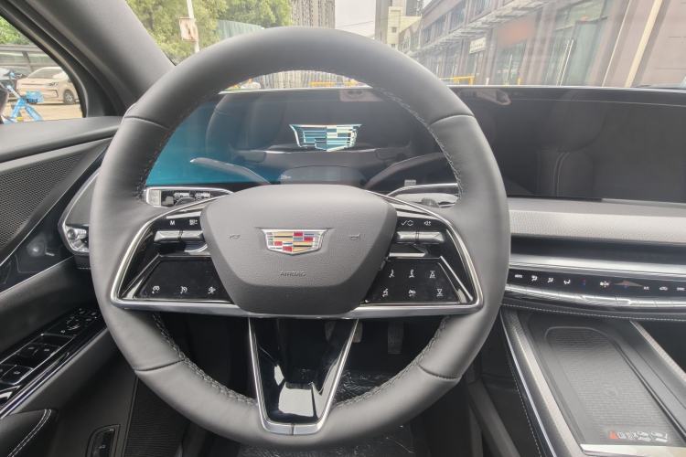 Used Cadillac XT5 2025 2.0T Luxury Version Steering Wheel