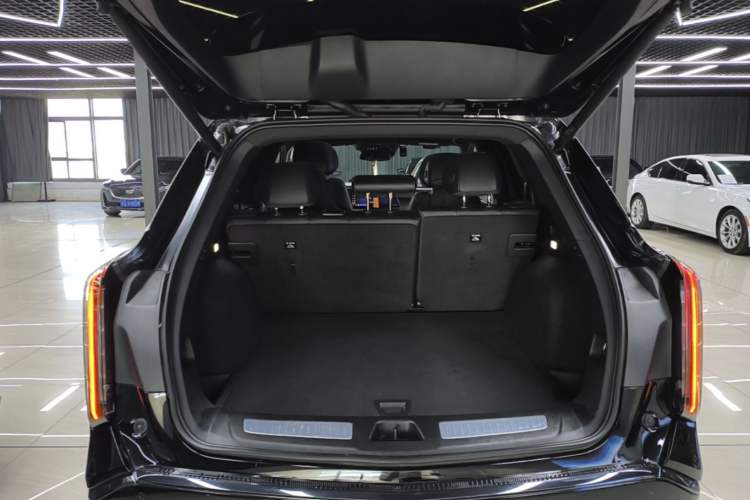 Used Cadillac XT5 2025 2.0T Luxury Version Trunk