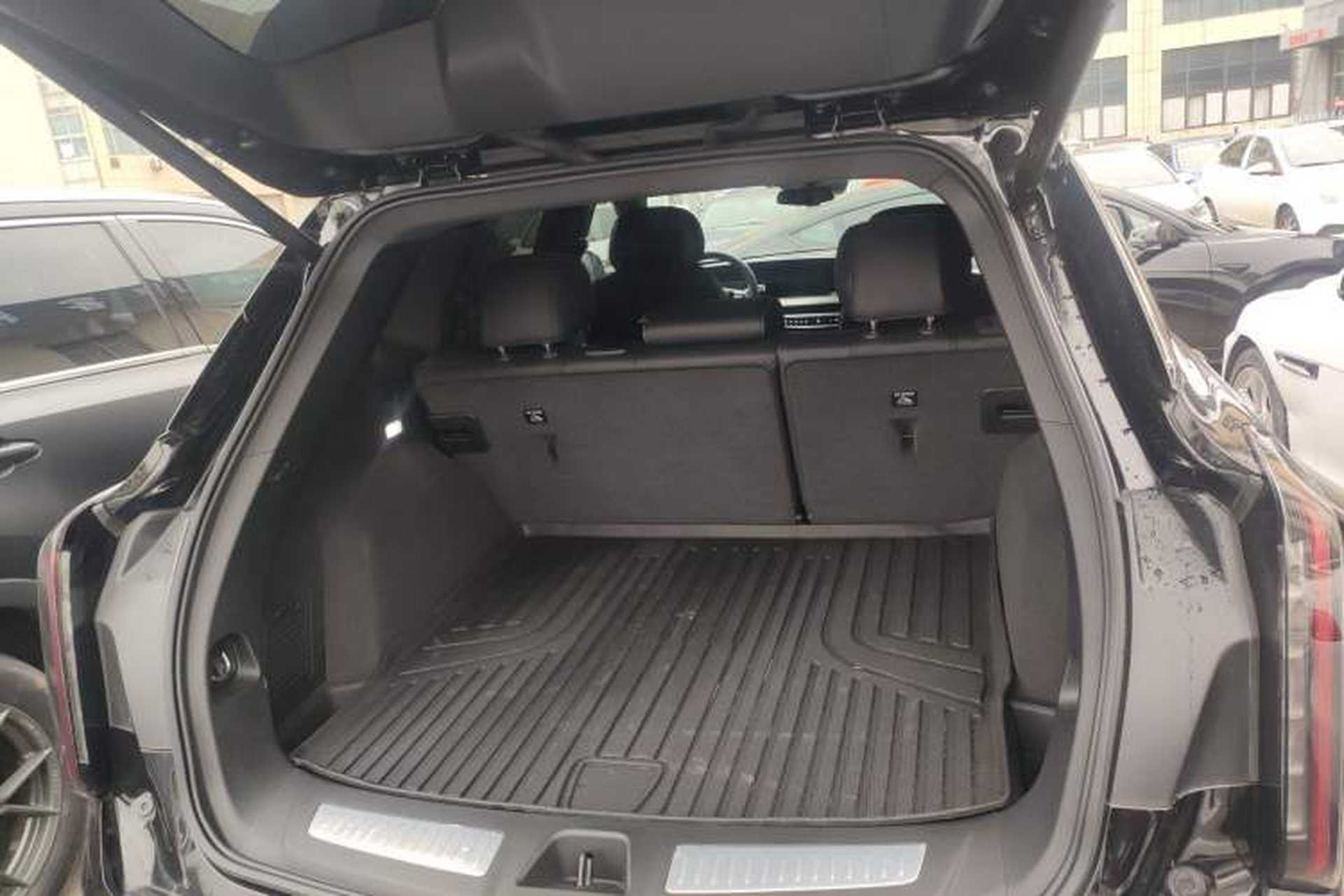 Used Cadillac XT5 2025 2.0T Luxury Version Trunk
