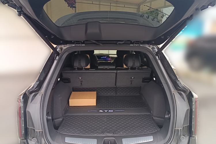 Used Cadillac XT5 2025 2.0T Luxury Version Trunk