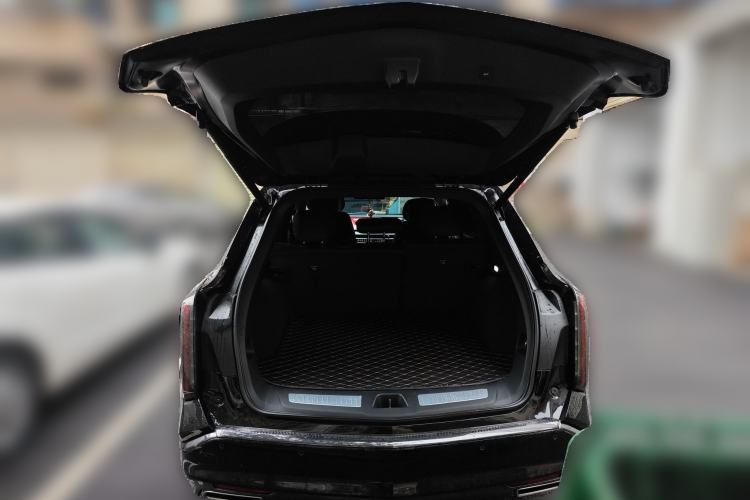 Used Cadillac XT5 2025 2.0T Luxury Version Trunk