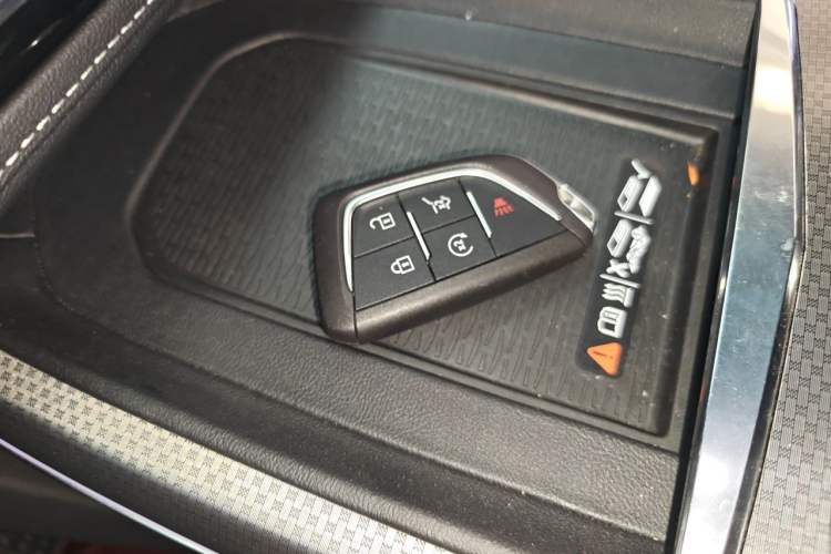 Used Cadillac XT5 2025 2.0T Luxury Version Vehicle Key