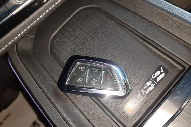 Used Cadillac XT5 2025 2.0T Luxury Version Vehicle Key