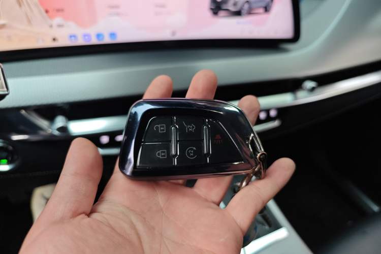 Used Cadillac XT5 2025 2.0T Luxury Version Vehicle Key