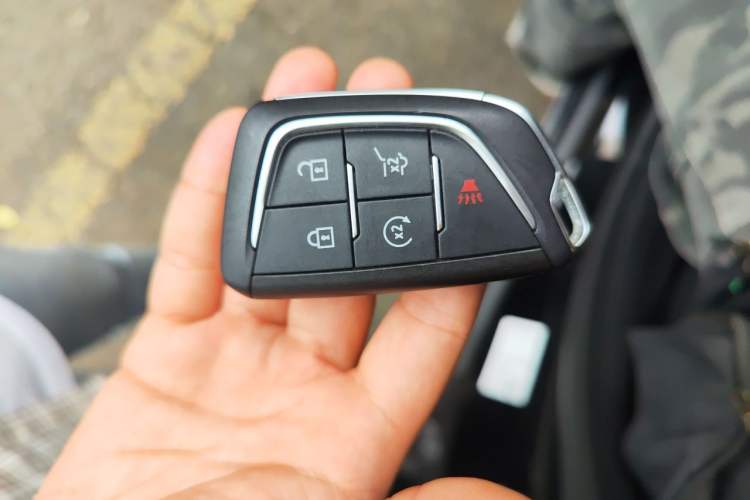 Used Cadillac XT5 2025 2.0T Luxury Version Vehicle Key