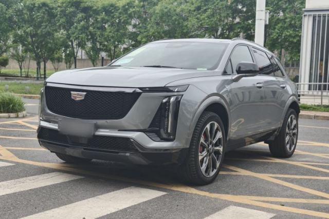 Used Cadillac XT5 2025 2.0T Platinum Edition