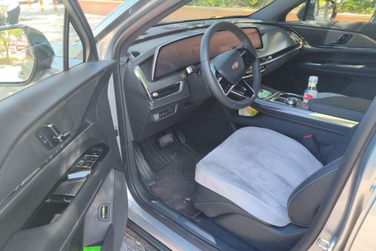 Used Cadillac XT5 2025 2.0T Luxury Version Driver Seat