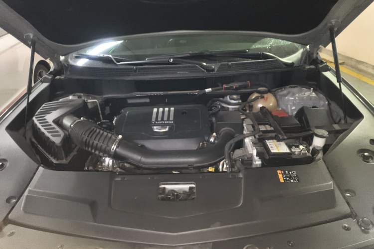 Used Cadillac XT5 2025 2.0T Prestige Version Engine Bay