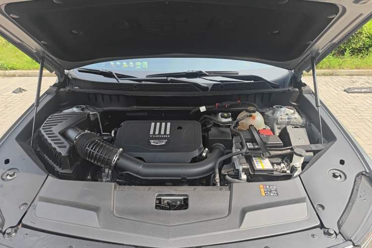 Used Cadillac XT5 2025 2.0T Prestige Version Engine Bay