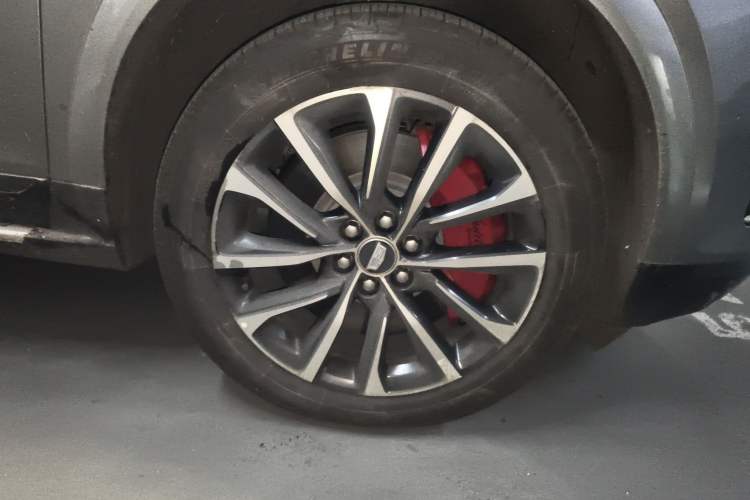 Used Cadillac XT5 2025 2.0T Prestige Version Exterior 7