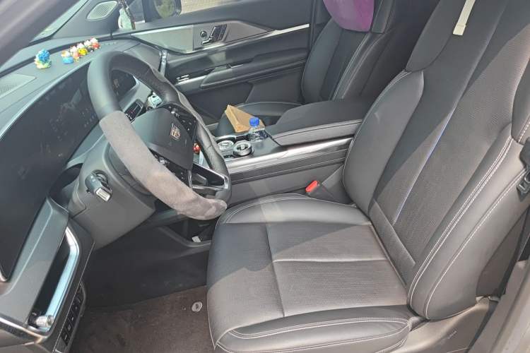 Used Cadillac XT5 2025 2.0T Prestige Version Left Front Seat