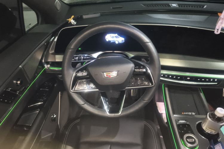 Used Cadillac XT5 2025 2.0T Prestige Version Steering Wheel
