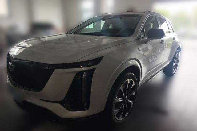 Used Cadillac XT5 2025 2.0T Platinum Edition
