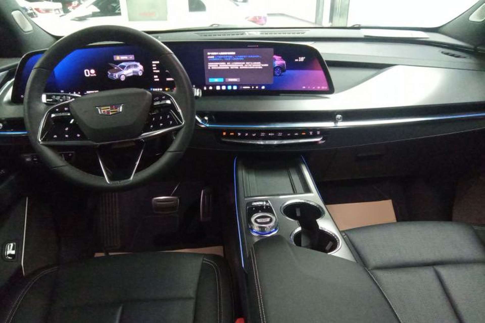 Used Cadillac XT5 2025 2.0T Prestige Version Center Console