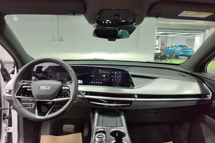Used Cadillac XT5 2025 2.0T Luxury Version Center Console