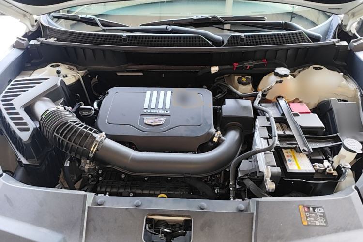 Used Cadillac XT5 2025 2.0T Luxury Version Engine Bay