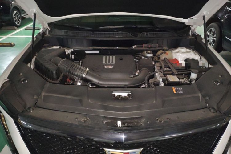 Used Cadillac XT5 2025 2.0T Prestige Version Engine Bay