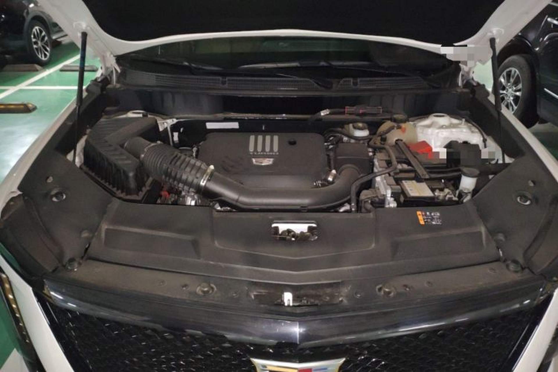 Used Cadillac XT5 2025 2.0T Prestige Version Engine Bay