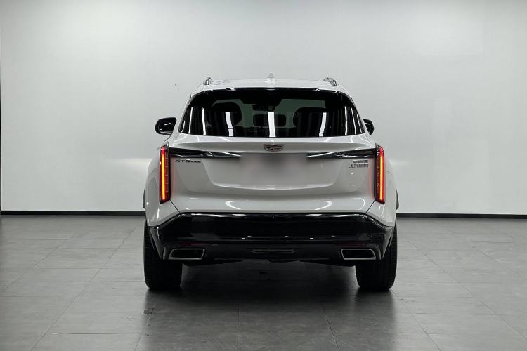 Used Cadillac XT5 2025 2.0T Platinum Edition Exterior 2