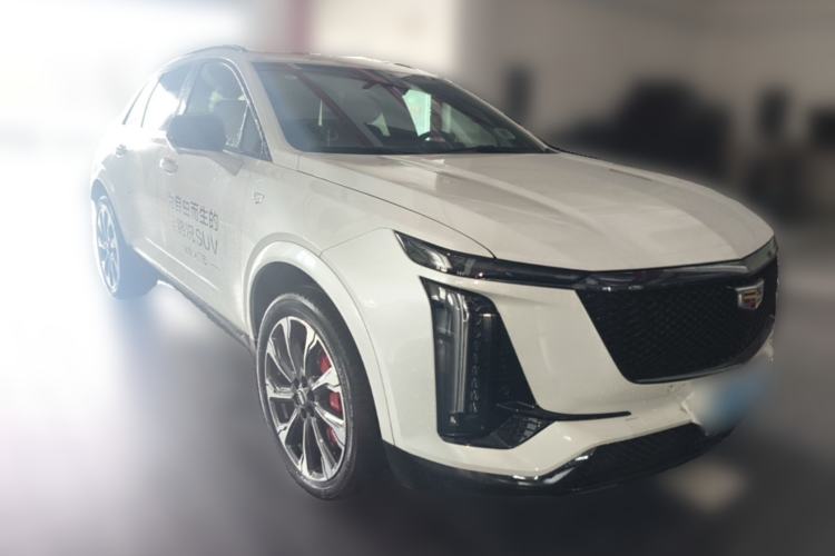 Used Cadillac XT5 2025 2.0T Platinum Edition Exterior 2