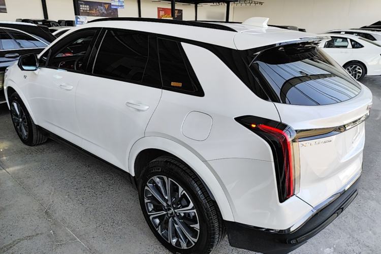 Used Cadillac XT5 2025 2.0T Luxury Version Exterior 2