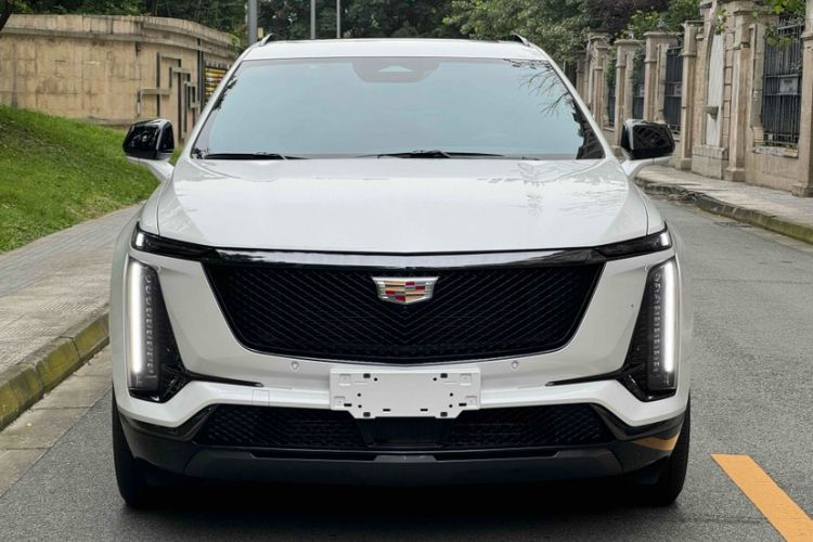 Used Cadillac XT5 2025 2.0T Prestige Version Exterior 4